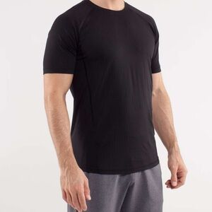 Lululemon men’s black tech activewear outdoor waterproof yoga casual workout S